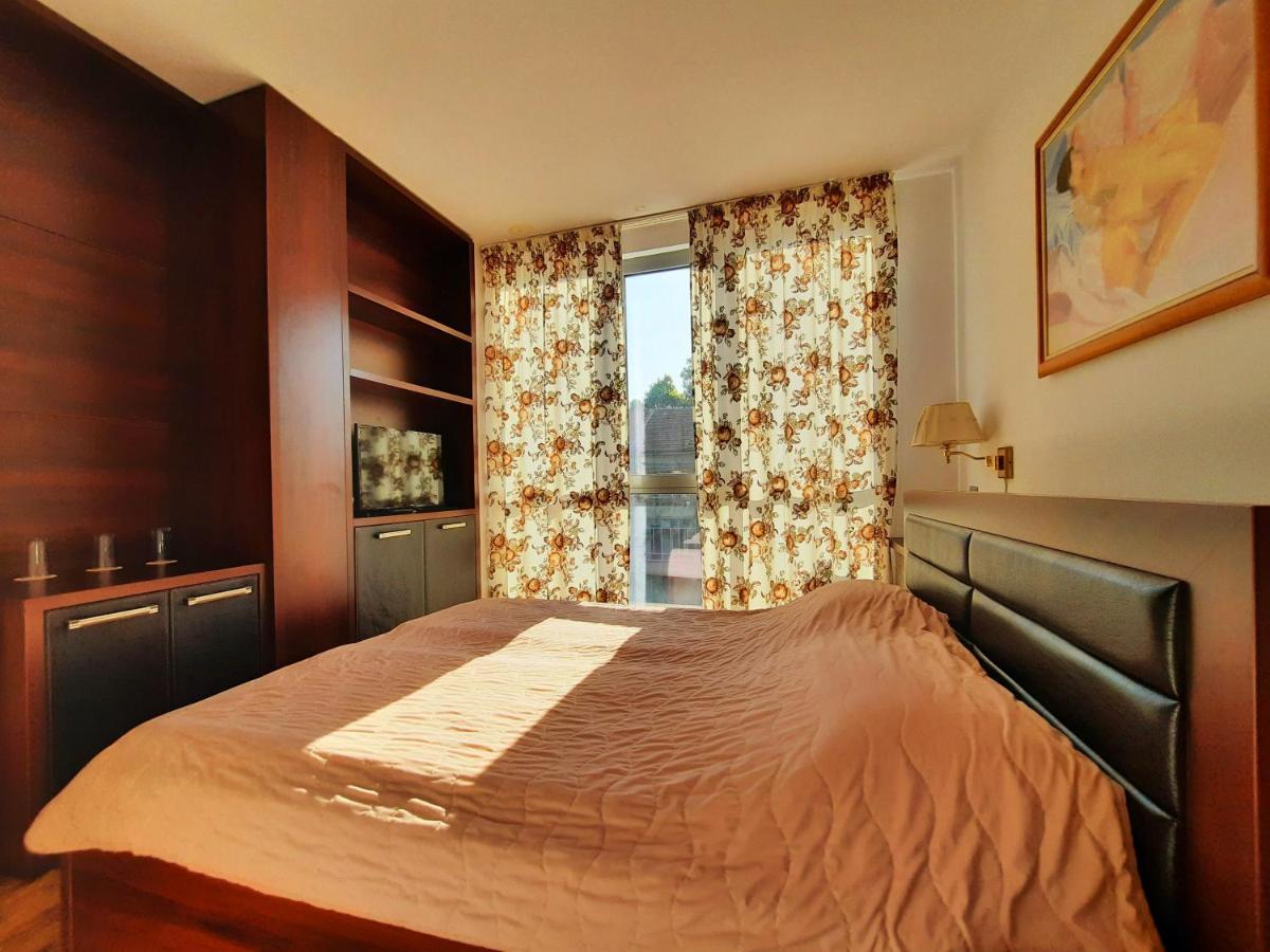 Hotel City Pleven Exterior foto