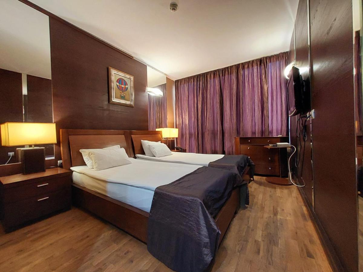 Hotel City Pleven Exterior foto