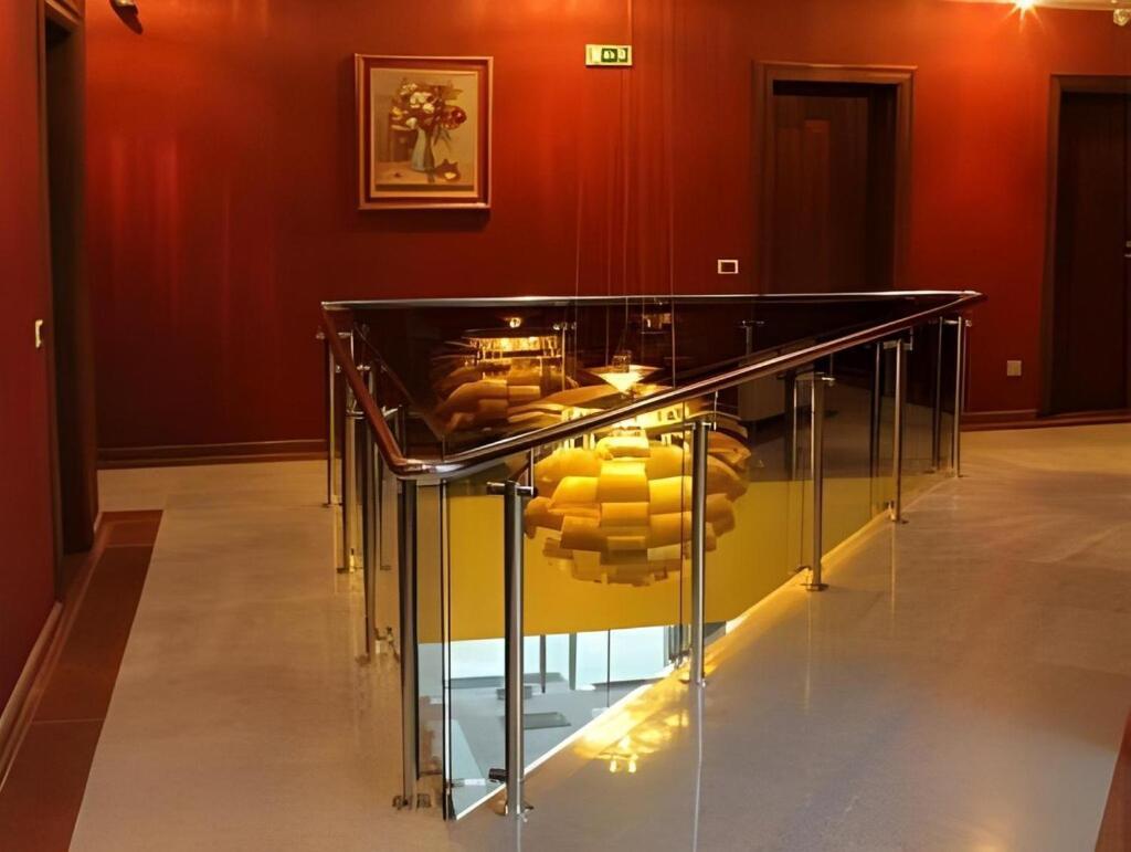Hotel City Pleven Exterior foto
